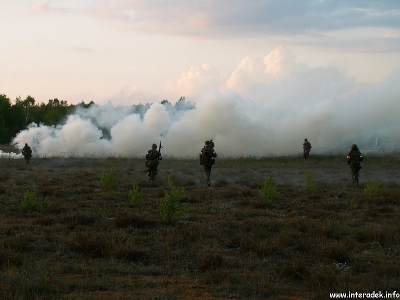 spgm/gal/Inne/Airsoft/Tomaszowo_4/PICT3198.JPG